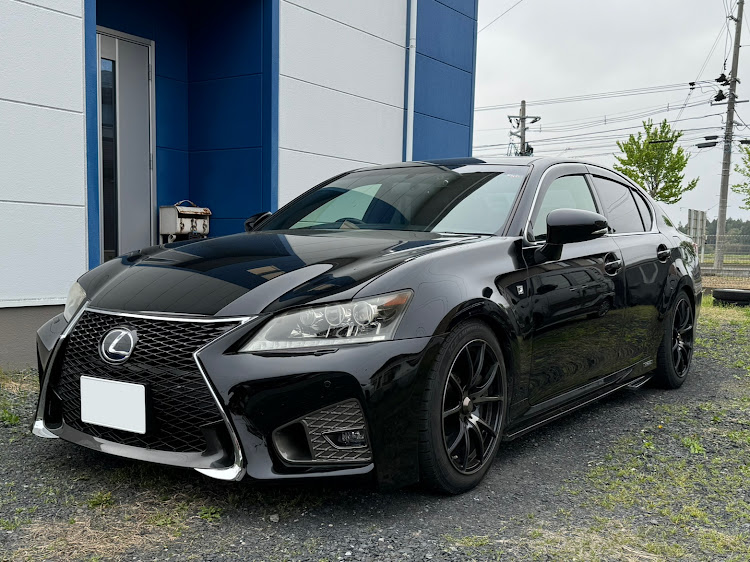 GSのGS450h・Fsports・DIY・車高調整に関するカスタム事例の投稿画像1枚目
