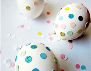 diy œufs de Pâques confettis