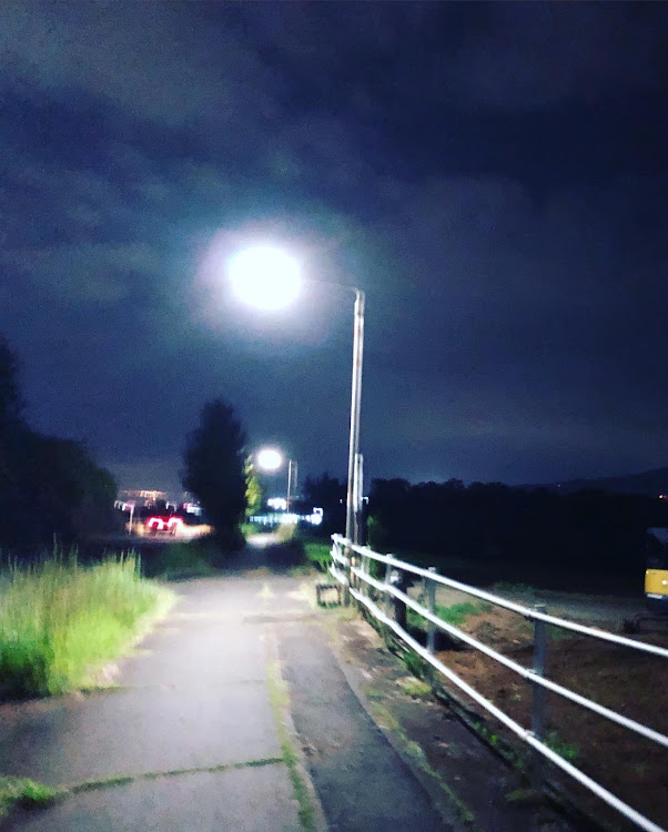 tatsuさんが投稿した10月もよろしくお願いします・他人の車・中秋の名月・ウイスキー・ランニングに関するカスタム事例の投稿画像3枚目