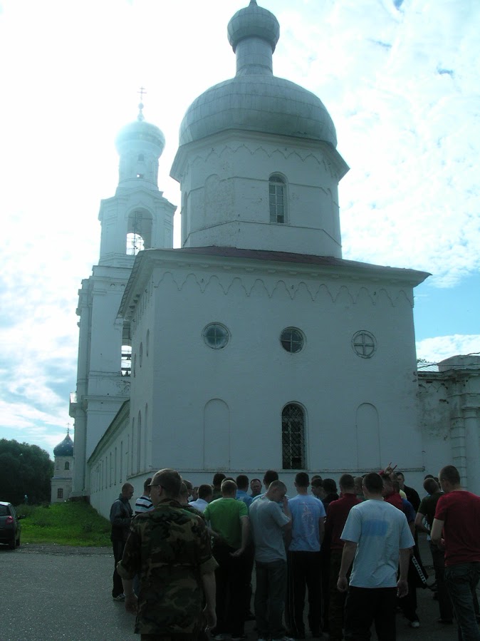 Входим в монастырь