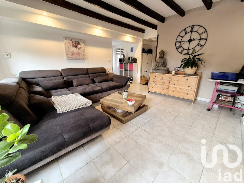 Vente appartement 2 pièces 49 m² à L'Etrat (42580), 125 000 €