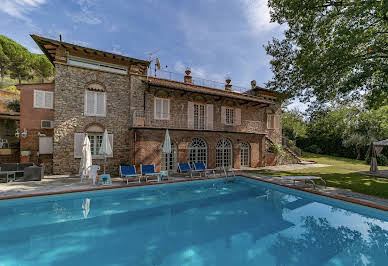 Villa with pool and terrace 3