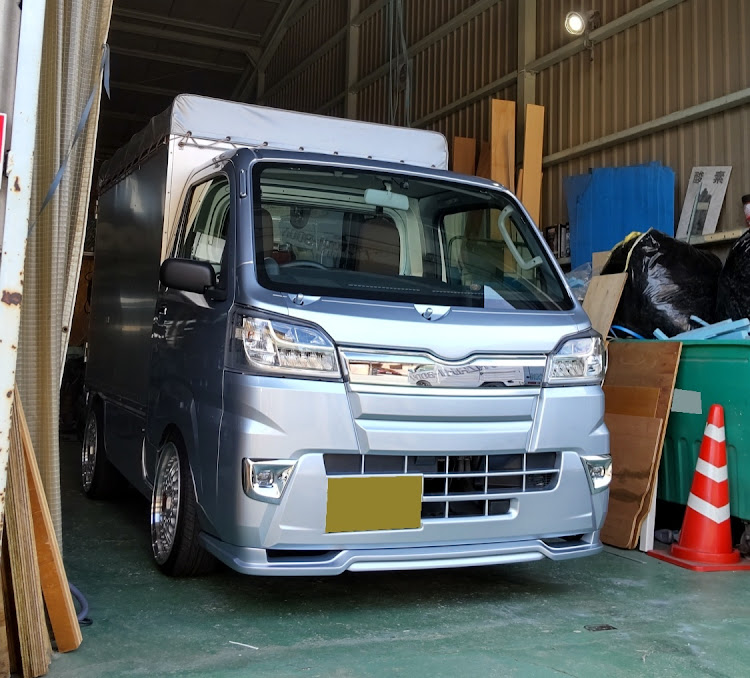 ハイゼットトラックの3台全てS28ブライトシルバーメタリック