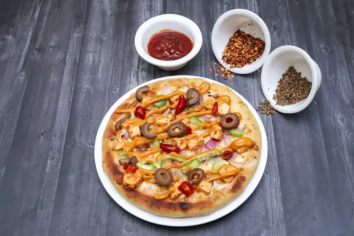 Spicy Peppy Paneer Pizza