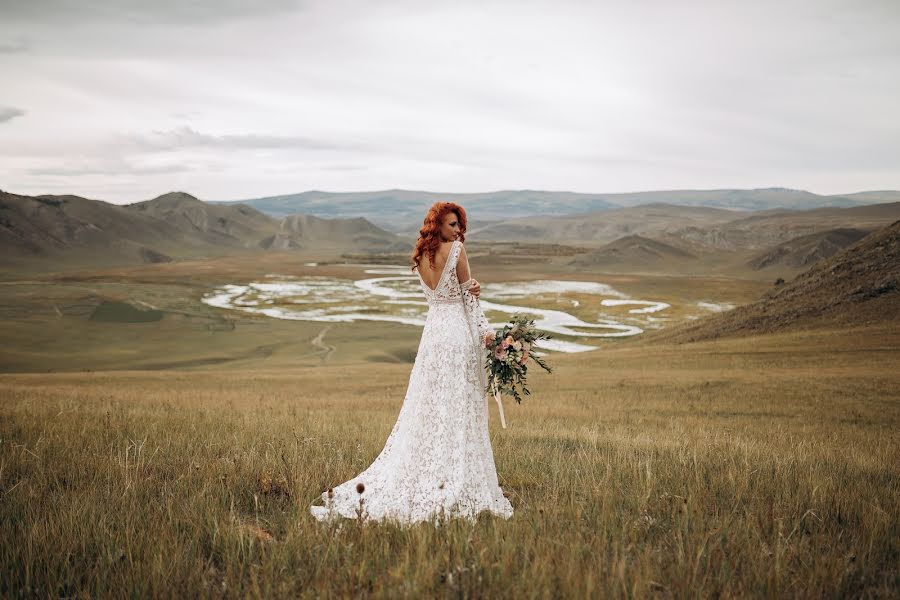 Fotógrafo de casamento Oleg Danilov (danilovph). Foto de 3 de dezembro 2019