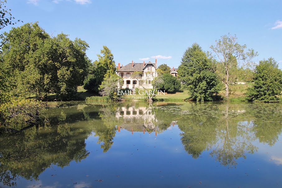 Vente manoir 12 pièces 700 m² à Fontainebleau (77300), 1 250 000 €