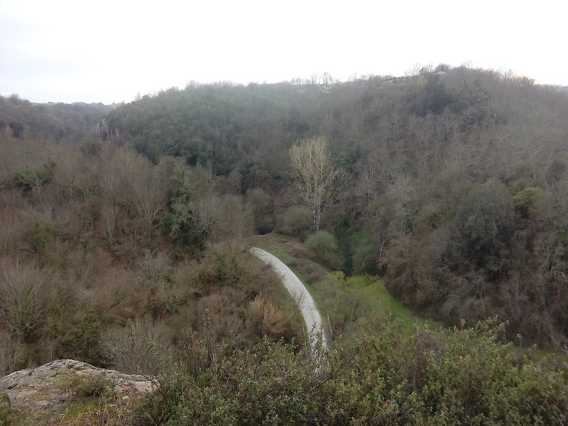 Dalla Grotta delle monache di Nikaele