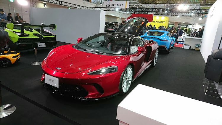 たかむーさんが投稿した福岡モーターショウ・ランボルギーニ・フェラーリ・ロールスロイス・ベントレーに関するカスタム事例の投稿画像4枚目