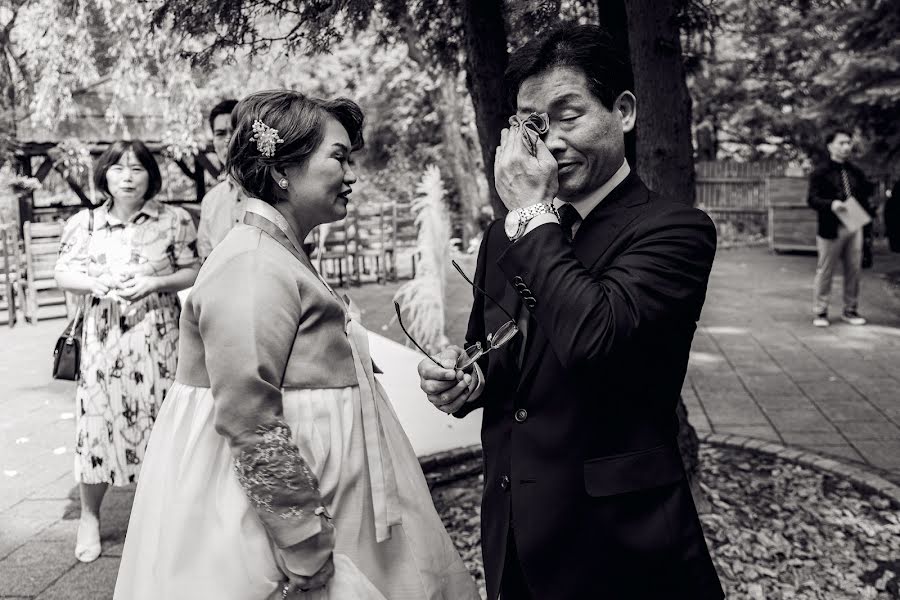 Wedding photographer Tomasz Nieradzik (stylovechwile). Photo of 20 November 2023