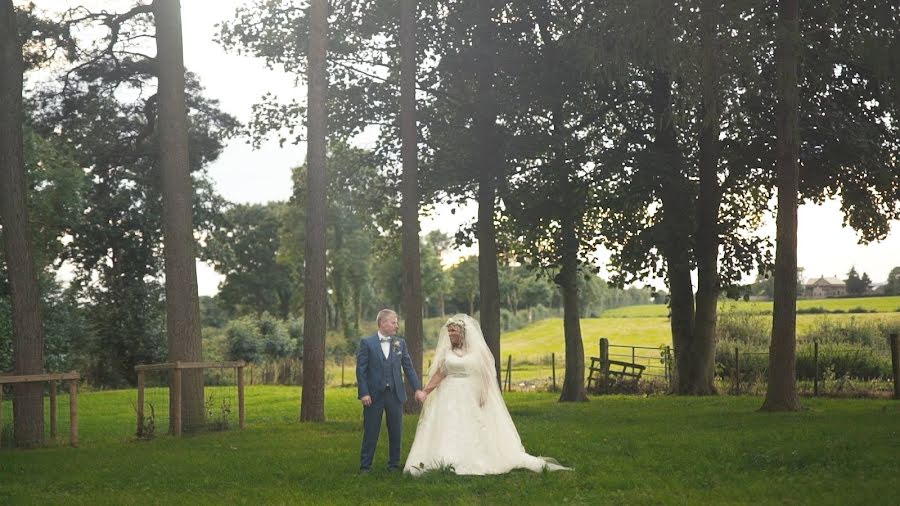 Wedding photographer Sam Orr (samorr). Photo of 2 July 2019