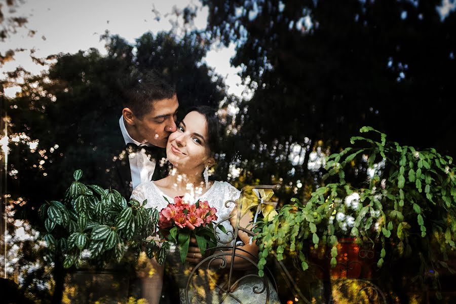 Wedding photographer Yuriy Karpov (yuriikarpov). Photo of 14 December 2015