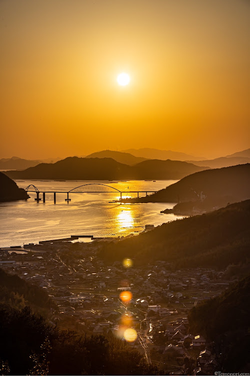 エルグランドの夕景・黄昏時・福山出張中・一眼レフ・夜カメ活ご一緒出来る方募集中に関するカスタム事例の投稿画像3枚目