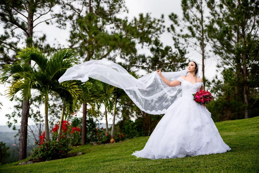 Wedding photographer Nathanael Varela (nathanaelvarela). Photo of 11 January 2020