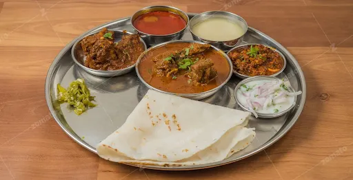 Mutton Varhadi Thali