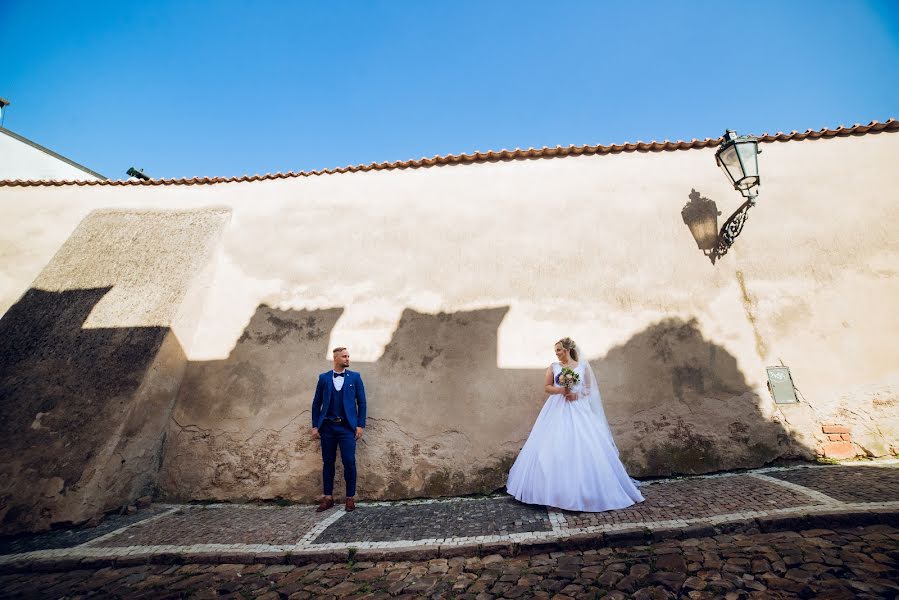 Wedding photographer Konstantin Zhdanov (crutch1973). Photo of 25 September 2019