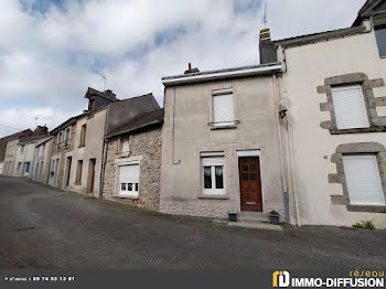 maison à Villaines-la-Juhel (53)