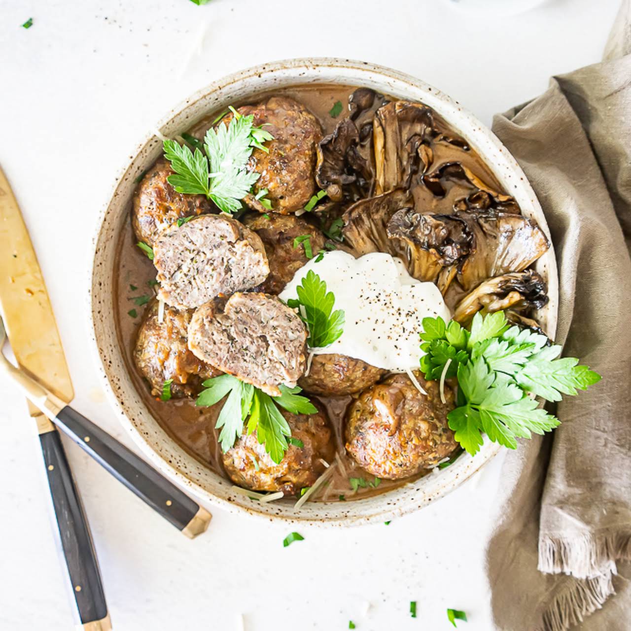 Shallot Garlic Mushroom Recipe - The Mediterranean Dish