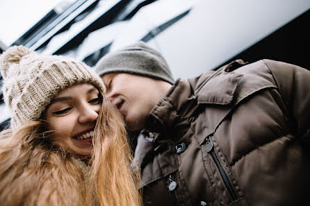 Fotografo di matrimoni Anton Kovalev (kovalev). Foto del 22 gennaio 2018