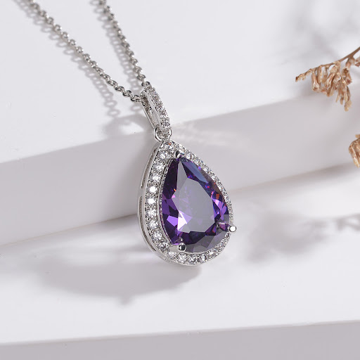 Title 3, High Quality Zircon Pendant with Full Zirconium...