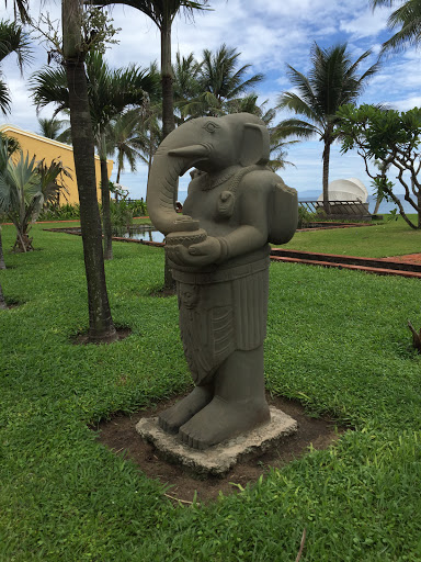 Elephant Sculpture