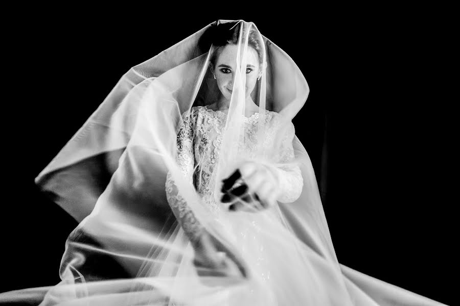 結婚式の写真家Anastasiya Mozerova (mozerova)。2020 4月14日の写真