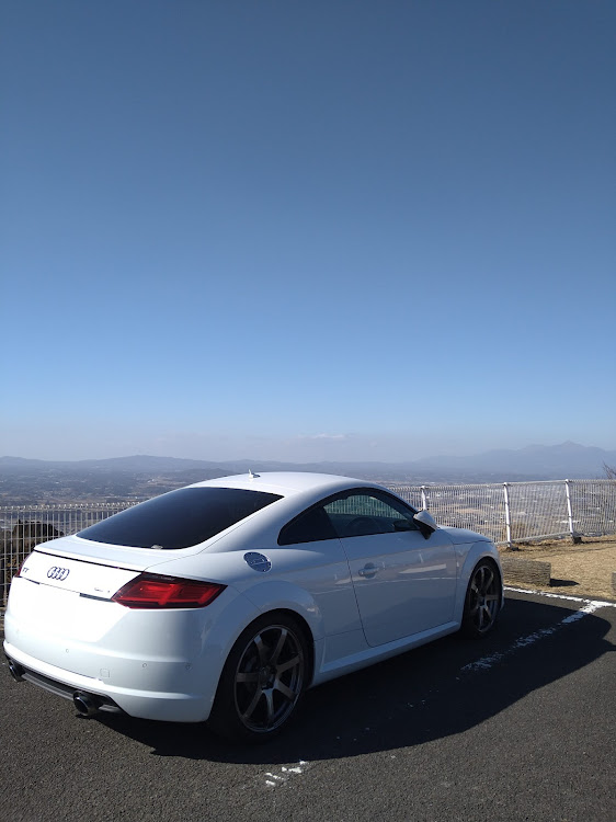 TT クーペのAudiのある生活・audi・audi TT・ドライブに関するカスタム事例の投稿画像1枚目