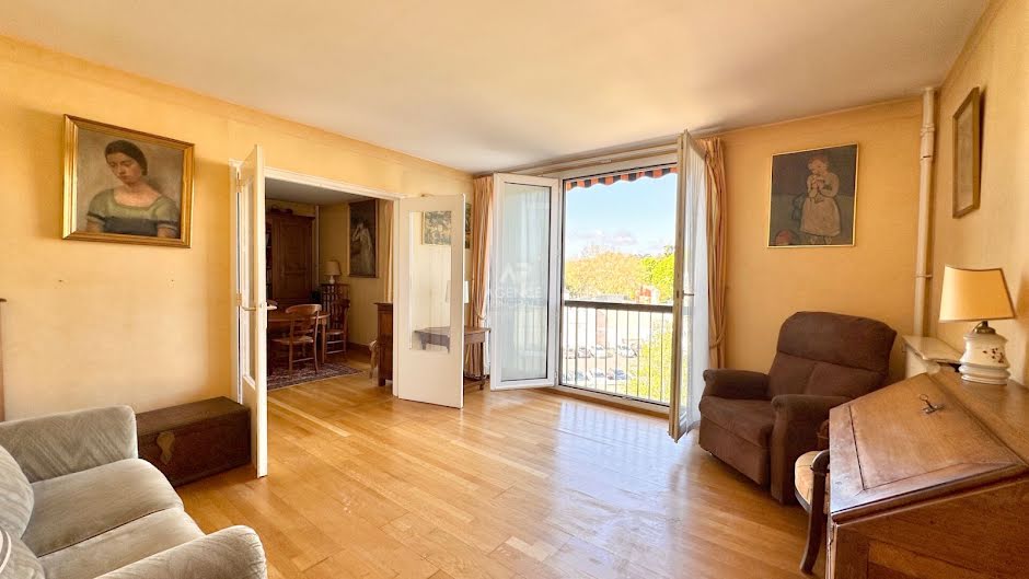 Vente appartement 4 pièces 77.57 m² à Chaville (92370), 380 000 €