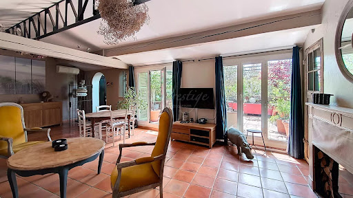 Apartment with terrace 3
