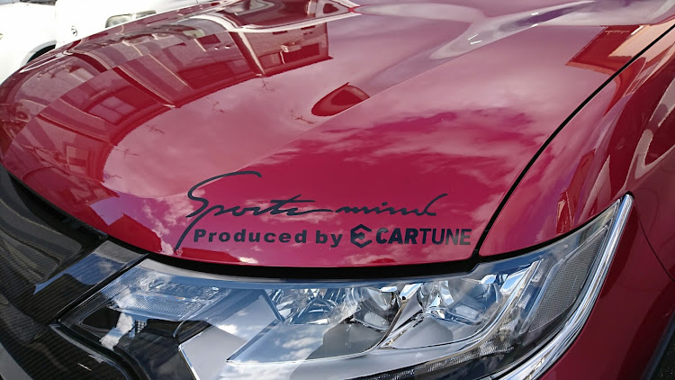 アウトランダーのCarTuneステッカー・ステッカーチューン・ラブライブ！サンシャイン！！に関するカスタム事例の投稿画像2枚目