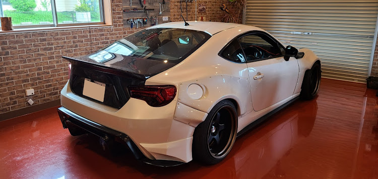 86のワイドボディ・高勢スタウト エアロボンネット・ぶどう園に関するカスタム事例の投稿画像9枚目