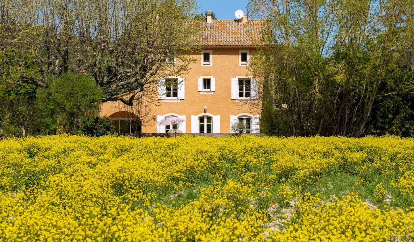 House with pool and terrace Vaison-la-Romaine