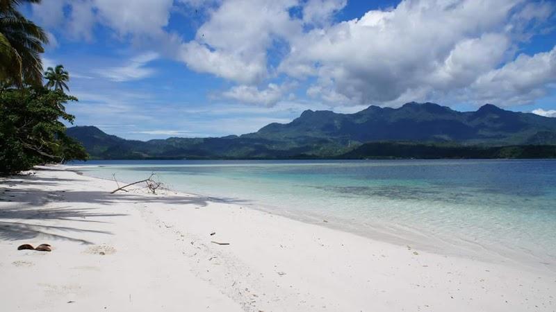 Hasil gambar untuk Pulau Batu Legundi Balak