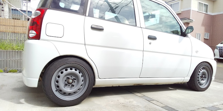 プレオバンの通勤鈍行仕様・プレオはいいぞ！・車高調入れた・ツメ折りしないと…・タイヤあたるに関するカスタム事例の投稿画像2枚目