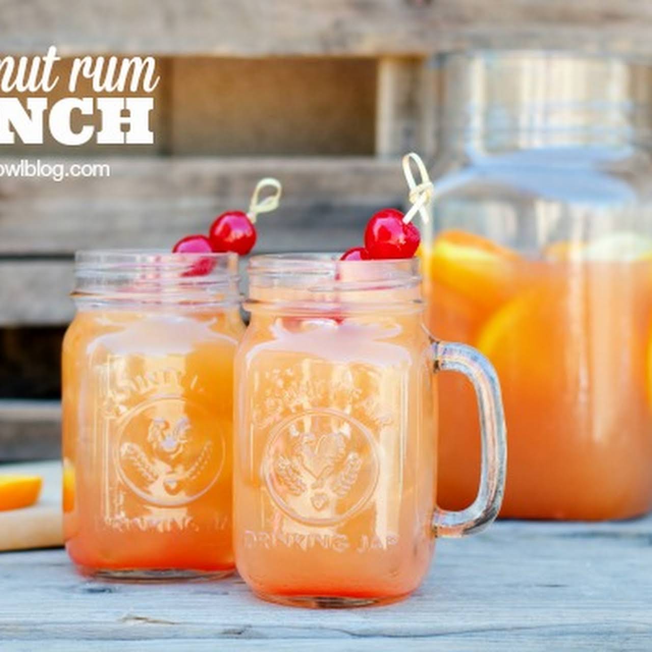 Tropical Rum Punch Recipe - Luau Party Ideas - Living Locurto