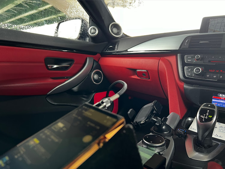 プリウスのカーオーディオオフ会・マイスターミーティング・秋まいど大阪・自分調整に関するカスタム事例の投稿画像10枚目