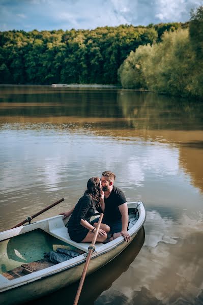 Vestuvių fotografas Barbora Chmelařová (fotobarbora). Nuotrauka 2022 rugpjūčio 30