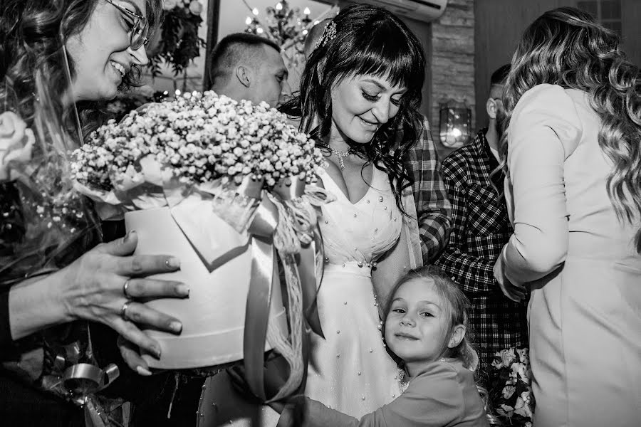 Nhiếp ảnh gia ảnh cưới Aleksey Sotnik (alekseisotnik). Ảnh của 6 tháng 12 2023