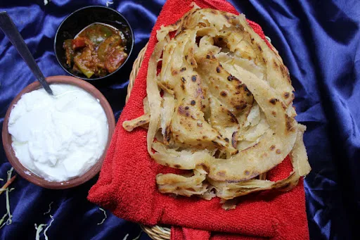 Tawa Lachedar NaaN (Parantha Style)