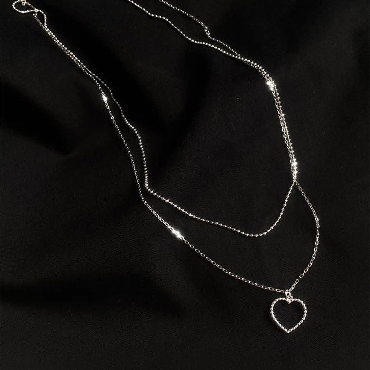 Doppelreihige Halskette für Damen, dünne Kette, schlichte Clavicula-Kette, Liebe. Ein elegantes Geschenk für jeden Tag.