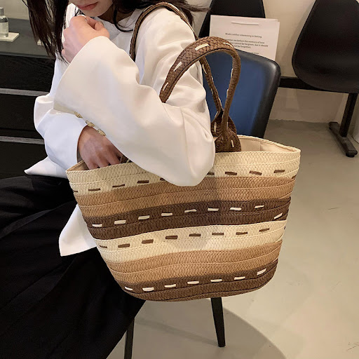 Title 5, Ladies With All Fashion Papyrus Braided Bag Sty...