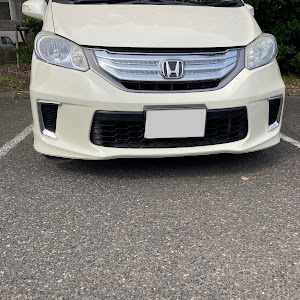 フリード GP3