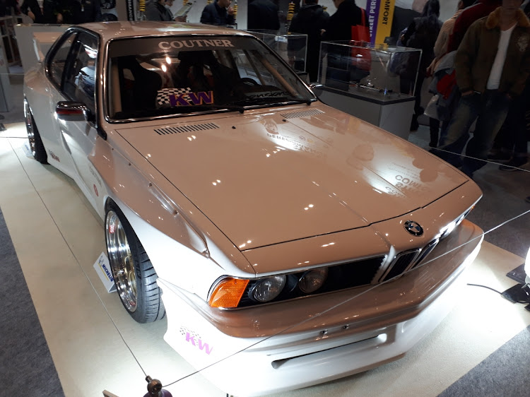 3シリーズ セダンのセブンイレブン・スナック菓子・BMW6シリーズに関するカスタム事例の投稿画像1枚目