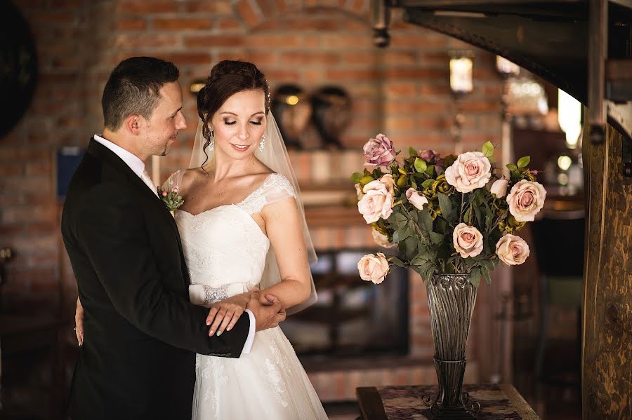 Fotógrafo de casamento Feri Bologa (bologa). Foto de 17 de julho 2015