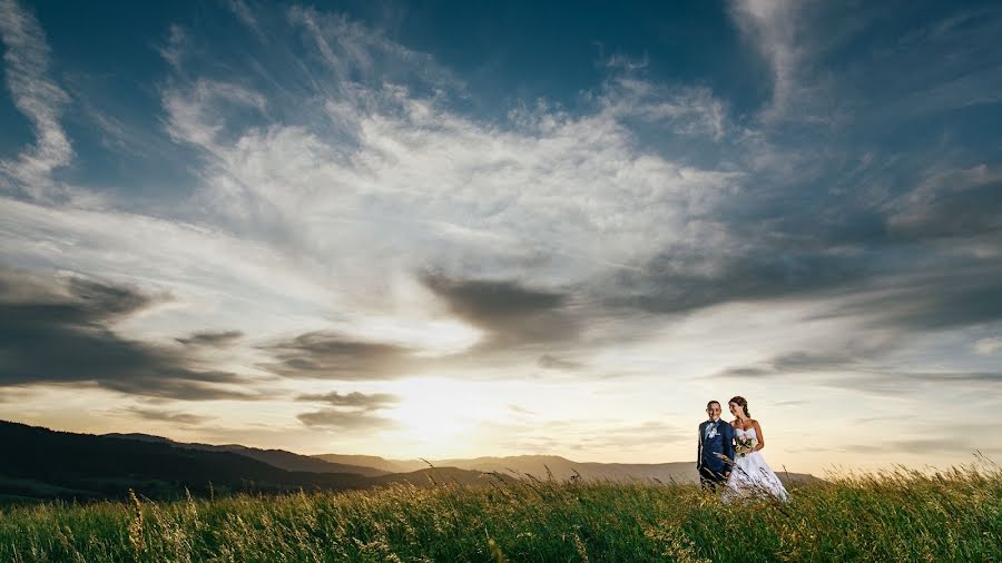 Wedding photographer Radim Tesarcik (luminia). Photo of 29 October 2019