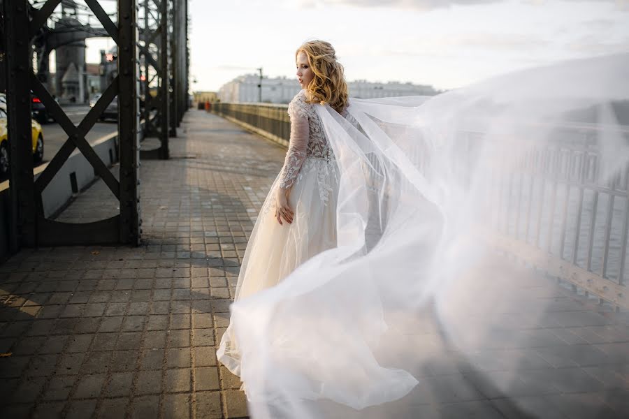 Fotografo di matrimoni Anton Kolokolcev (kolokoltsev). Foto del 22 novembre 2020