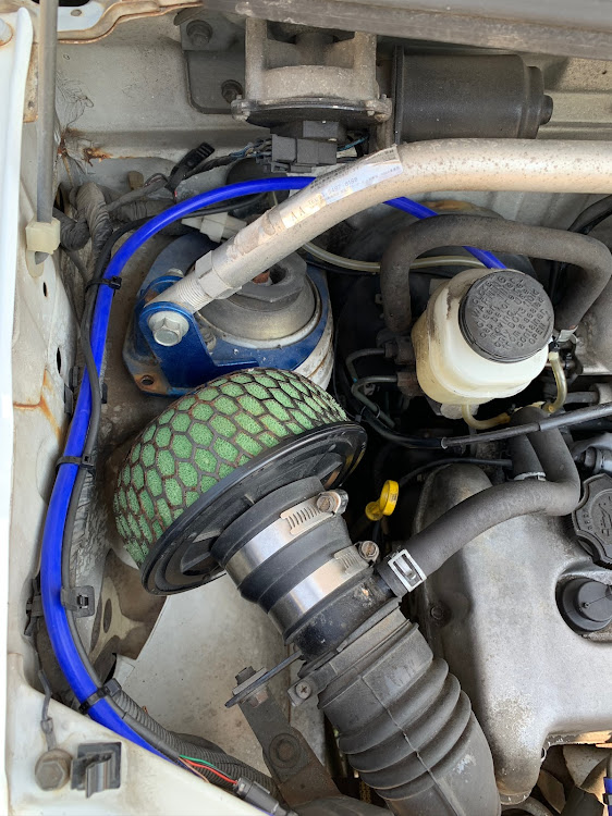 ワゴンRのブーストコントローラー取付・HKS EVC7・ハンチング症状・pivot スピードメーターV・BLITZ SBC TYPE Sに関するカスタム事例の投稿画像3枚目