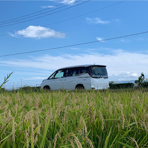 ヴォクシー ZWR90W