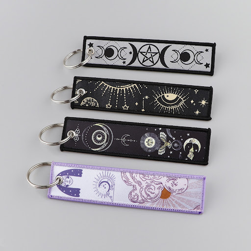 Title 34, Moon Eclipse Weaving Mark Sleutelhanger Lanyard...