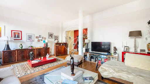 Apartment 5