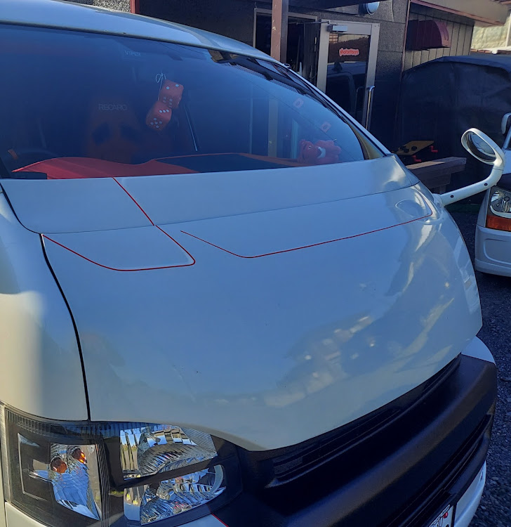 ハイエースバンの4月もよろしくお願い致します🌸・休日の過ごし方・洗車・DIYに関するカスタム事例の投稿画像3枚目